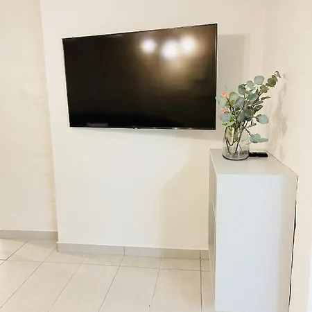 Aday - Mansion - Charming 3 Bedroom Апартаменты *