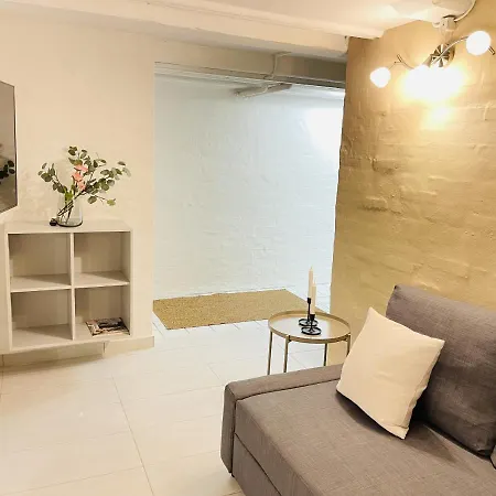 Apartment Aday - Mansion - Charming 3 Bedroom *