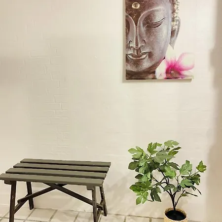 Aday - Mansion - Charming 3 Bedroom *